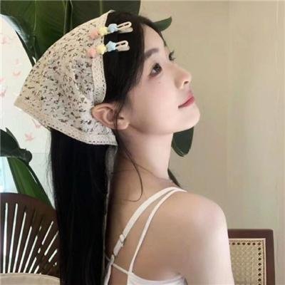 蓝色江流淌